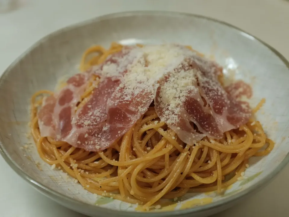 日曜日の昼食はガーリックトマトソースでパスタ。|織友さん