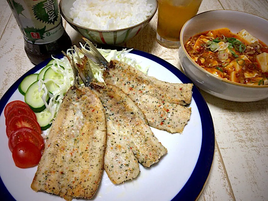 今日の男飯(｡-_-｡)鰯のムニエル&辛〜い麻婆豆腐🎶|ひーちゃんさん