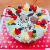 Snapdishの料理写真:ポケモン「イーブイ」キャラケーキ🎂|JunNaoさん