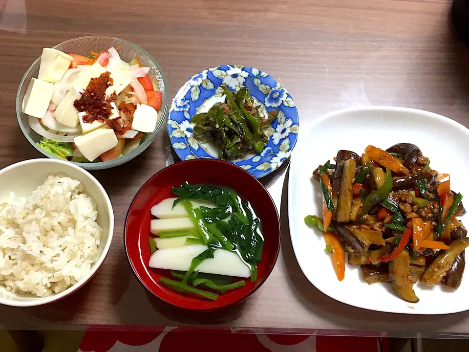 麻婆茄子 ふかしのお吸い物 豆腐サラダ ピーマンの焼き浸し|おさむん17さん