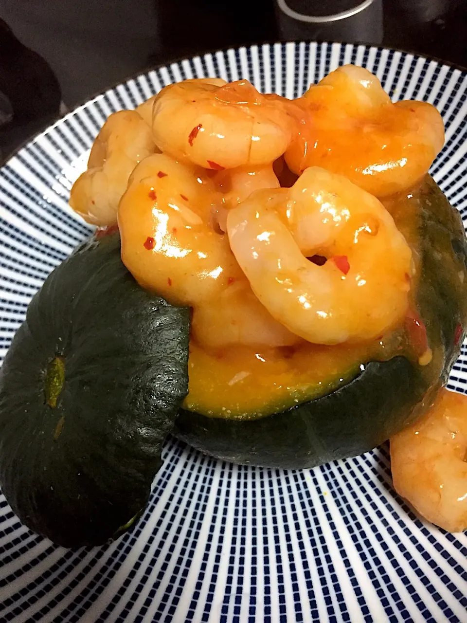 蒸しカボチャx 海老チリ炒め ver.1 Chili sauce prawns on Steamed pumpkin   蒸南瓜 x 辣酱炒虾仁 (zheng nangua* la jiang chao xiaren )|FU-TEN 古原貴大さん