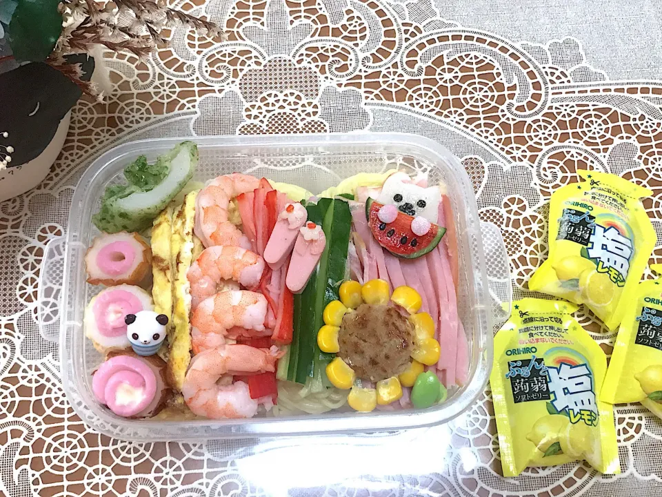 夏の娘お弁当は冷やし中華弁当🎵   #夏のお弁当  #デコ弁  #キャラ弁 #中学女子弁当  #娘のお弁当  #冷やし中華弁当|makoさん