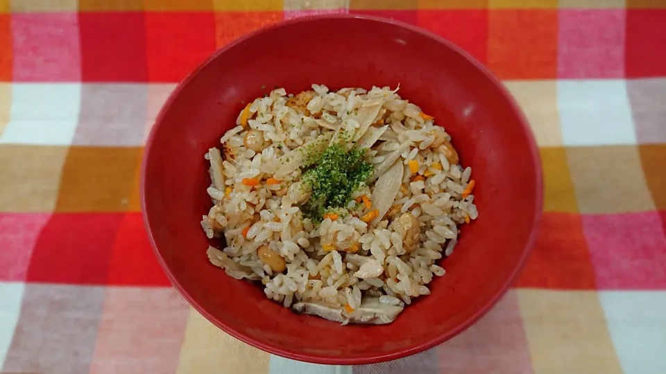 大豆の炊き込みご飯|よっしー(=^ェ^=)さん