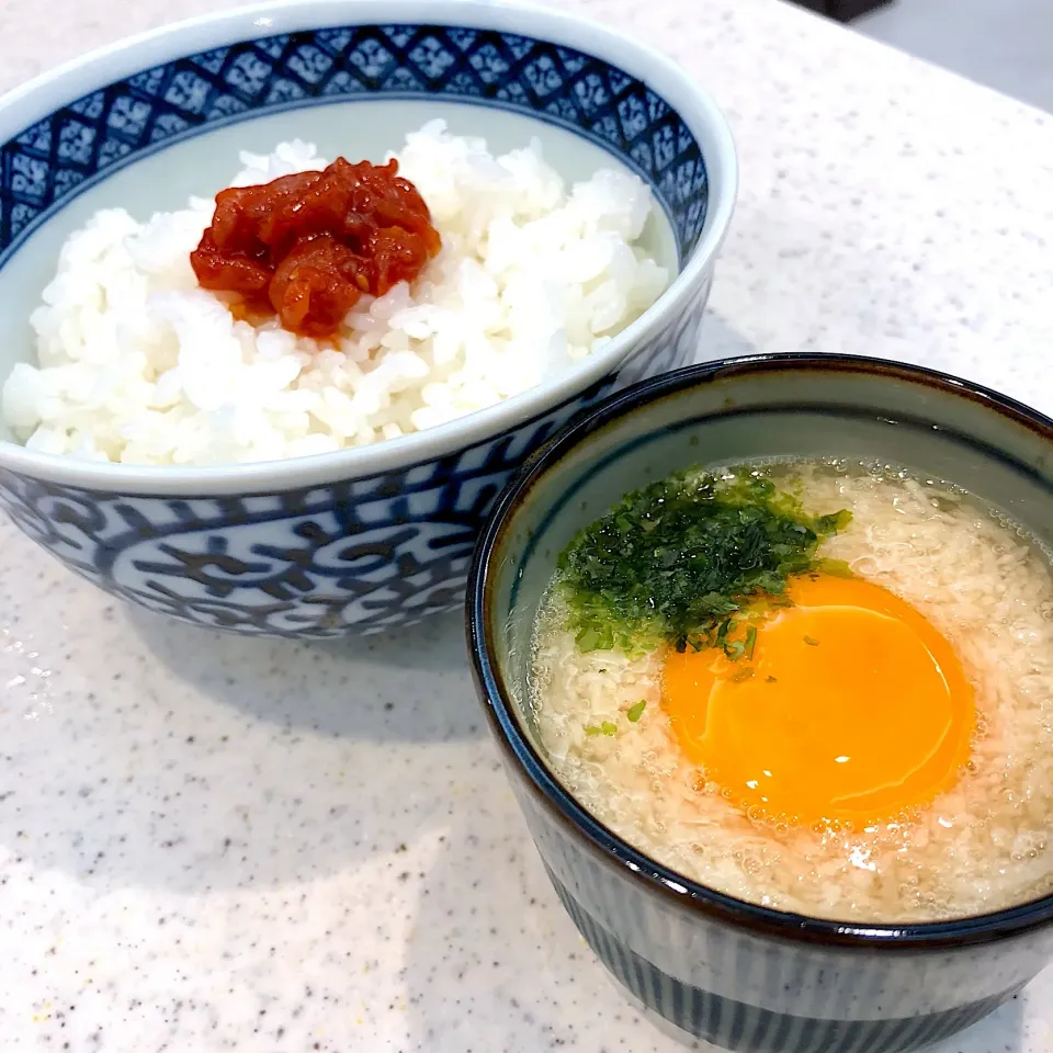 チャンジャご飯🍚に月見とろろ🌝|ヨッチャンさん