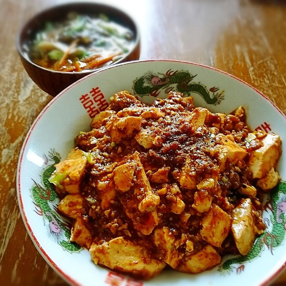 Snapdishの料理写真:麻婆豆腐丼【バリ辛】|プチテンよすさん