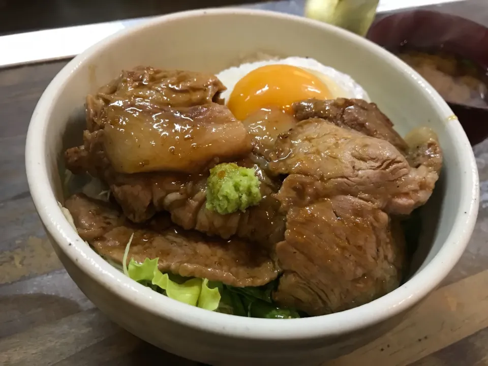 炭火炙りの豚ロース丼 #名古屋 #てっぱん屋|tay___75さん