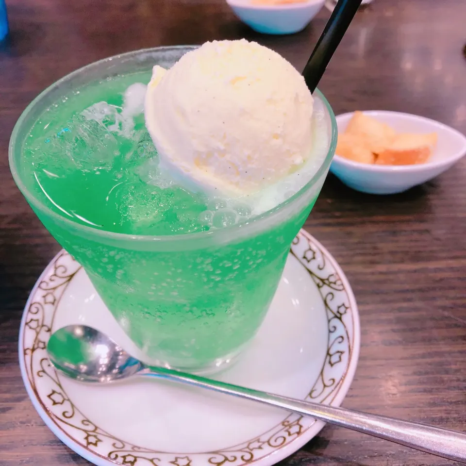 クリームソーダ|himari☺︎さん