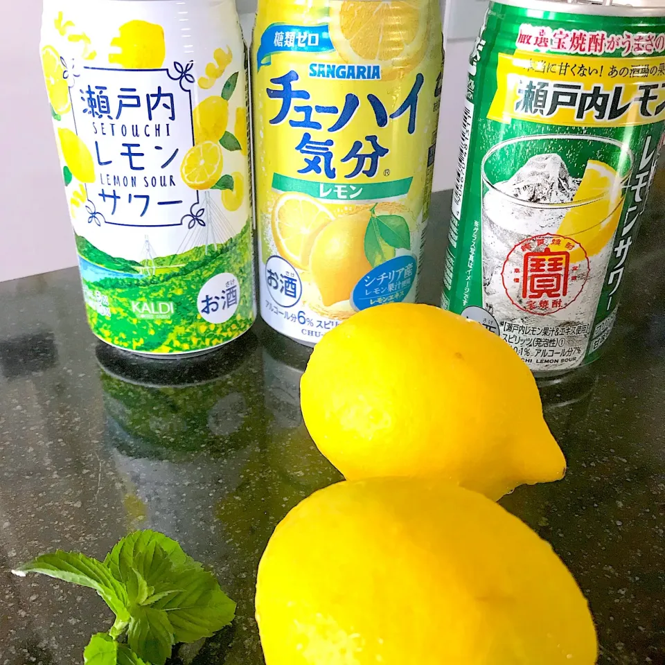 どんだけレモンサワー好き🍋 
飲み比べてカルディがお気に入り|シュトママさん