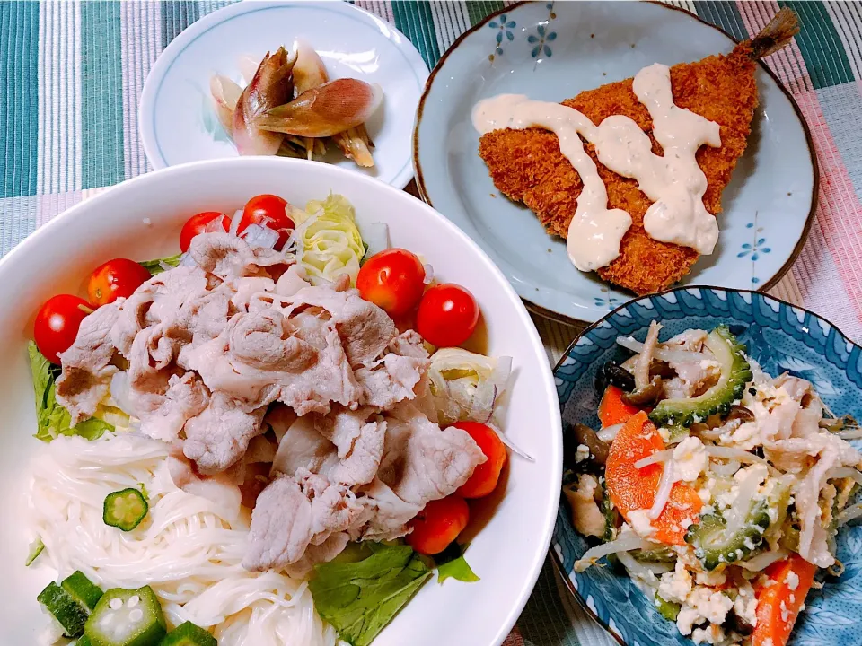 🍀豚🐷しゃぶ 素麺
🍀ゴーヤチャンプル
🍀茗荷の甘酢和え
🍀食べたくなっちゃった アジフライ😅|🍀ミィーナ🍀さん