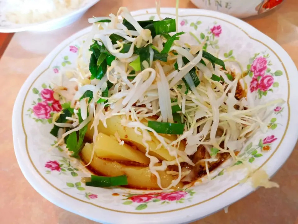 💛ข้าวฟืนยำ😋💦|🍀Jaoh Ohlunlaa🍀さん