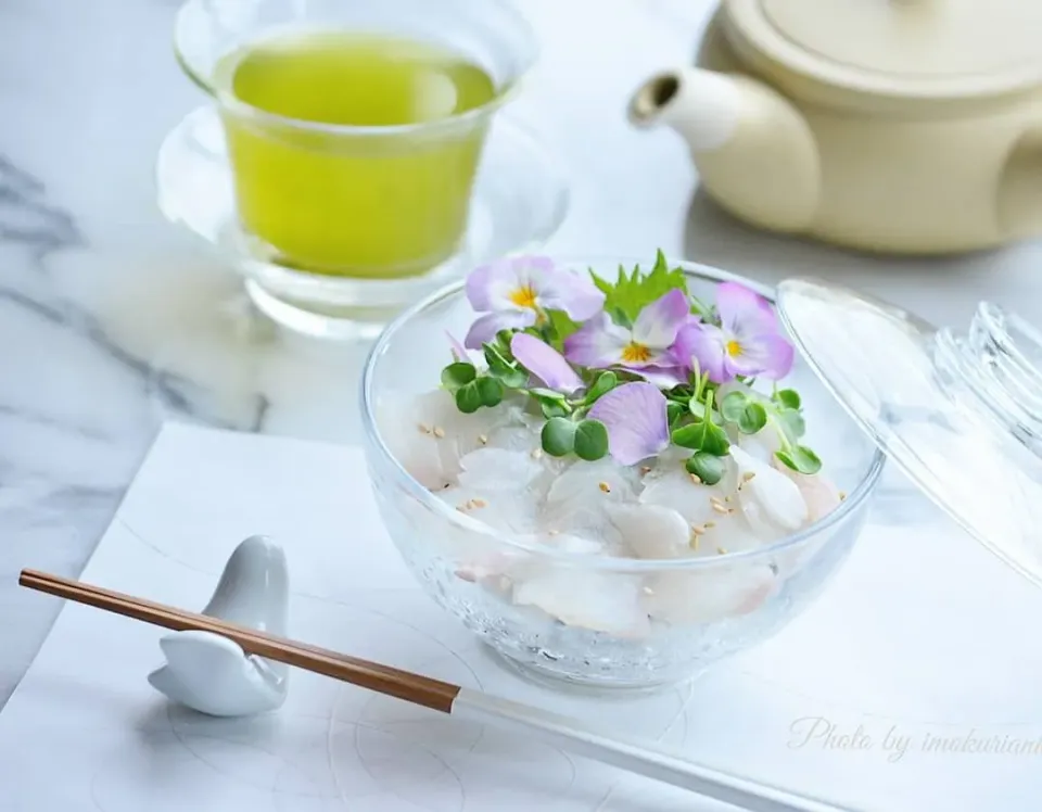 Snapdishの料理写真:昆布〆平目のオンリー丼|imokuriankoさん