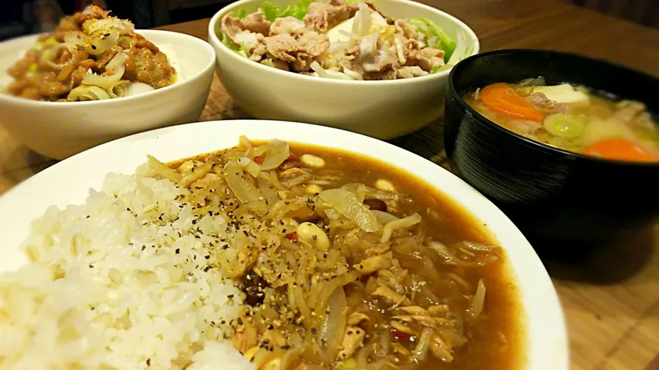 ﾂﾅと切り干し大根と豆のカレー🍛
他の晩ごはん|kaz(*･ω･)さん