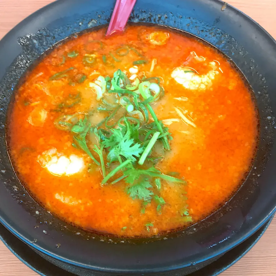 Snapdishの料理写真:トムヤムクンラーメン(◍•ڡ•◍)❤|いつみさん