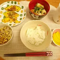 Snapdishの料理写真:きのこの冷製サラダ  かぼちゃのチーズ焼き|buupiiiさん