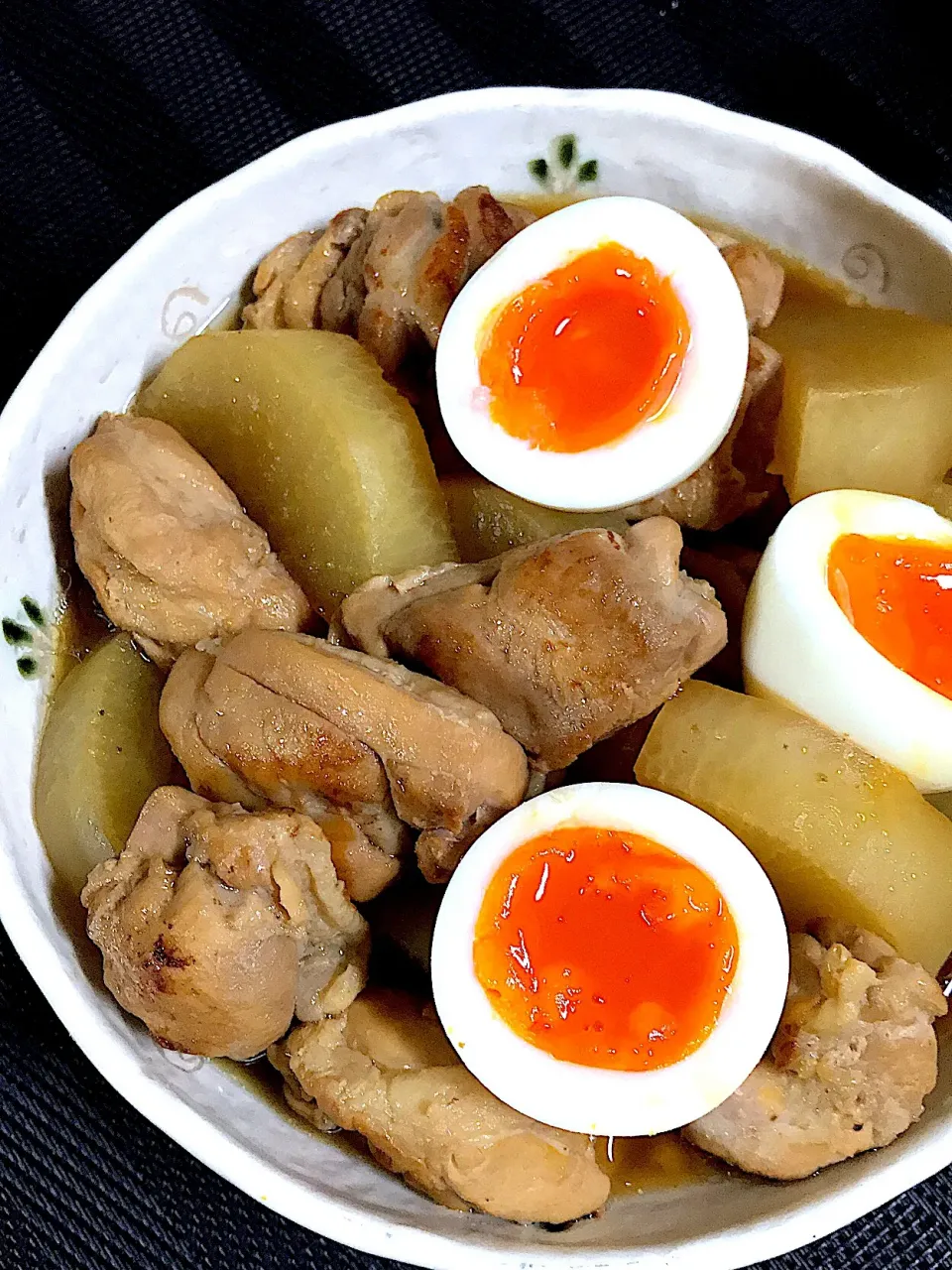 鶏モモのさっぱり煮〜🐓 味のしみた大根がうまい😋|あまねこ🌿さん