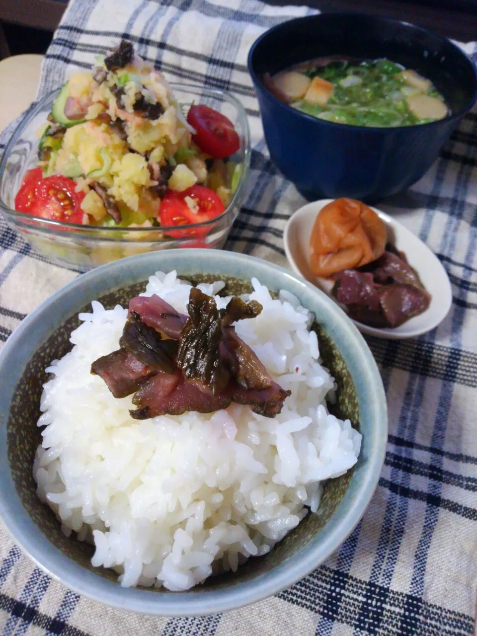 あﾞぁ...しば漬け食べたい💫ポテしばサラダ|みるくここあさん