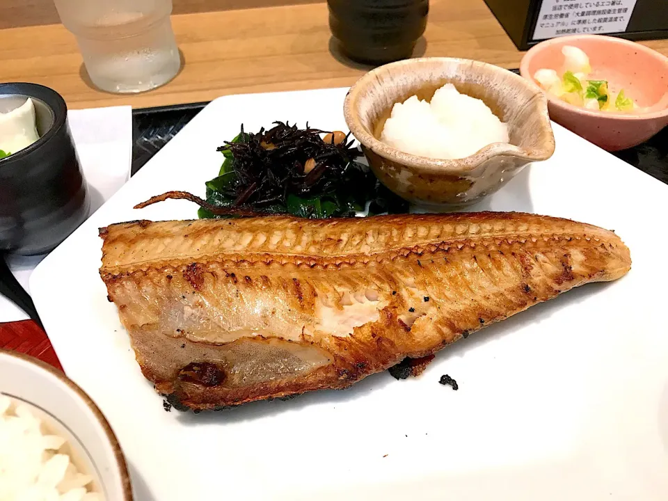 しまほっけの炭火焼き定食|マハロ菊池さん