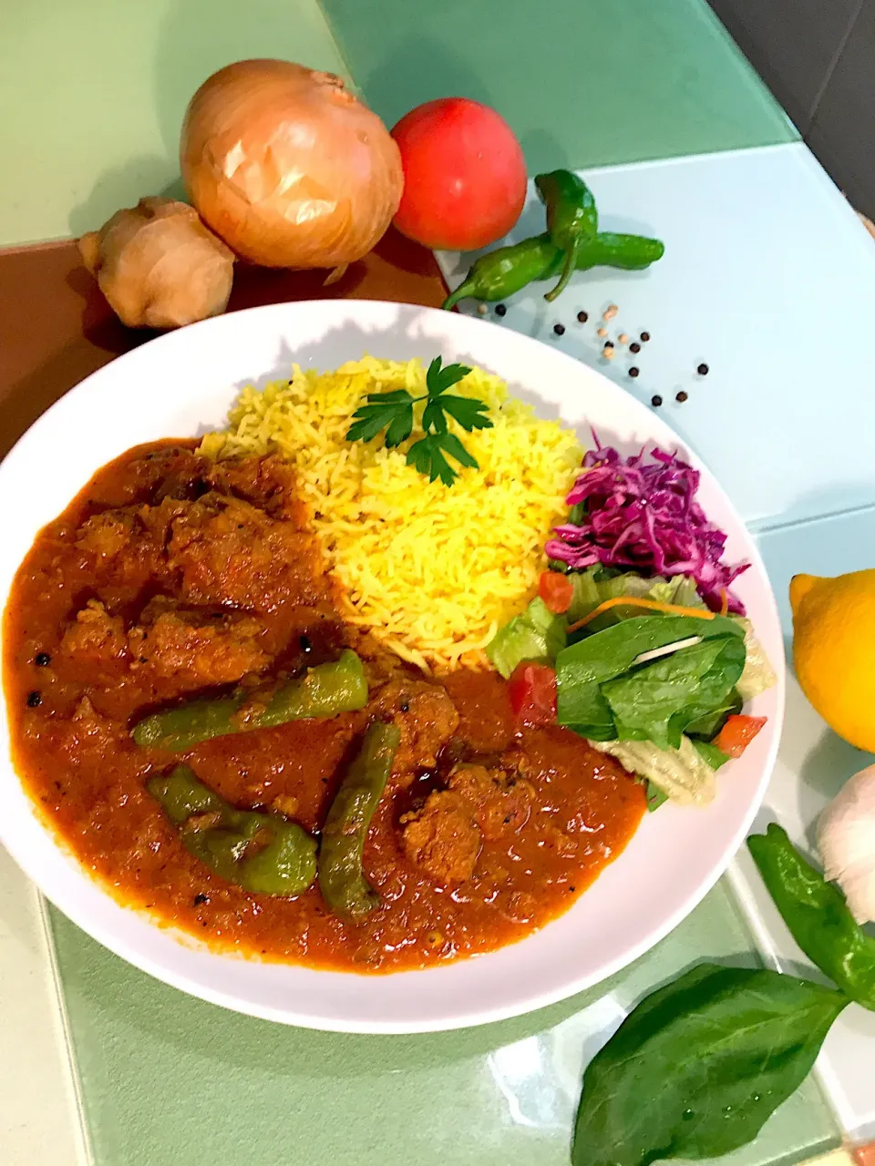 旦那様が作ってくれた本場のスパイシーチキンカレー|mariamさん