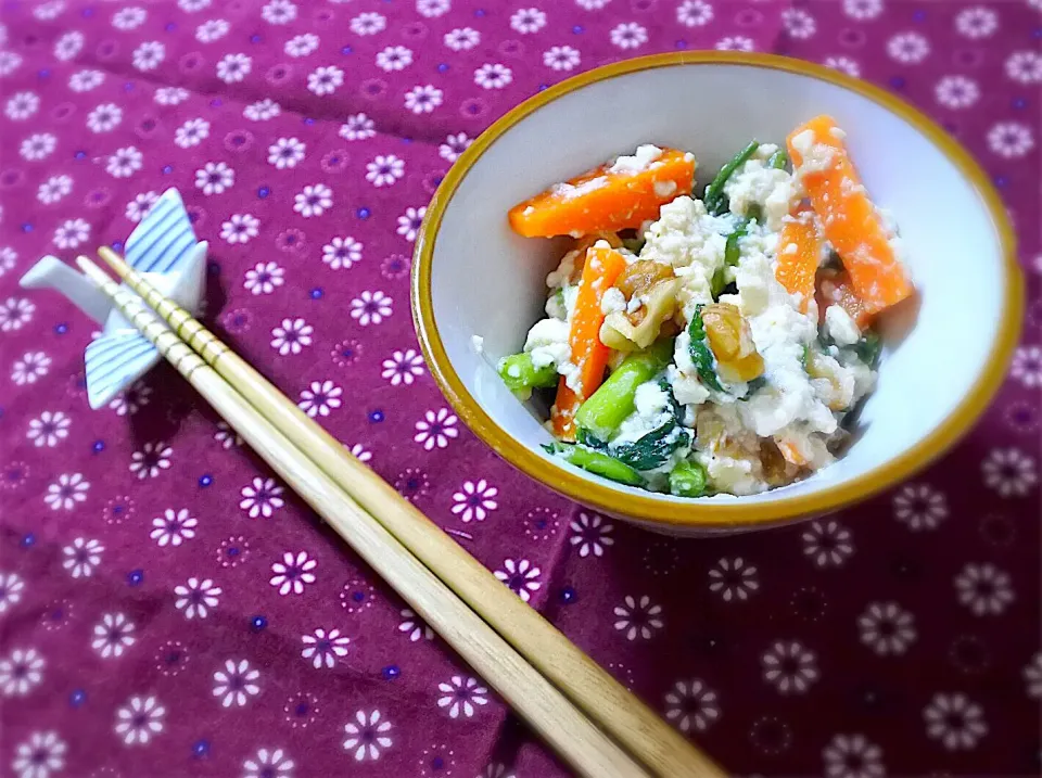 Snapdishの料理写真:春菊の白和え|ひよこっちゃんさん