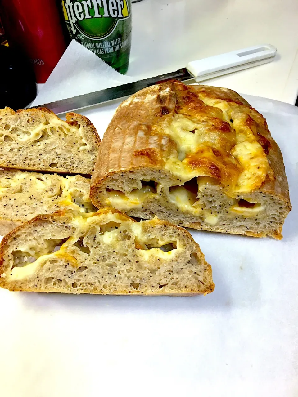 Triple Cheese Sourdough w/ Poppyseed|gonbenさん