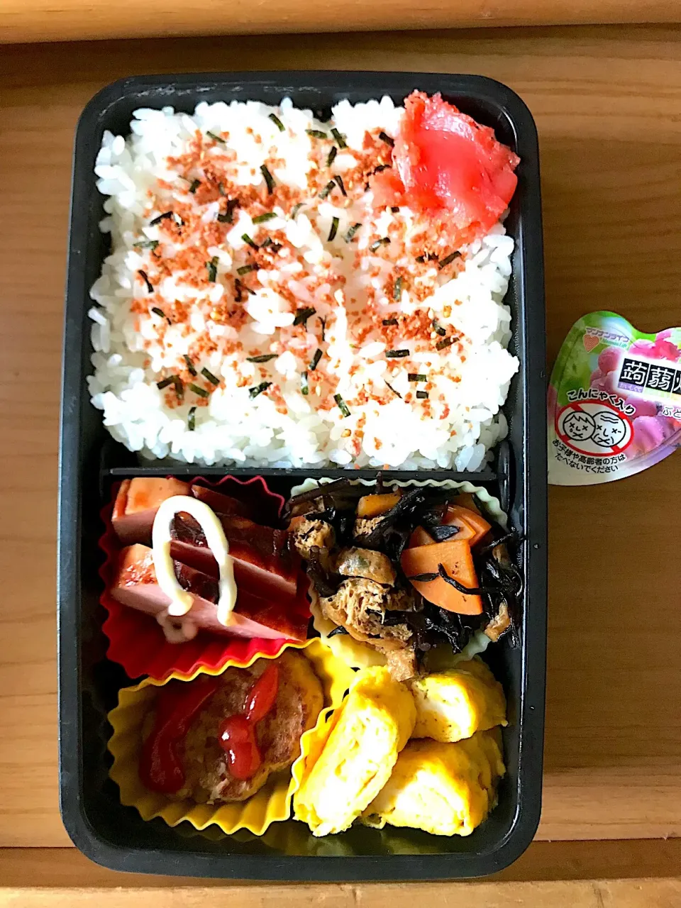 8/28 高1 お弁当
ひじき煮 
たらこふりかけに明太子=(^.^)=|侑子さん