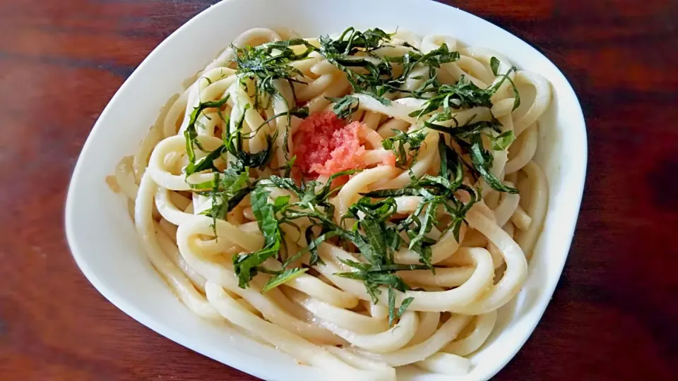 まだまだ暑い！大葉と明太子でぶっかけうどん|みかんさん