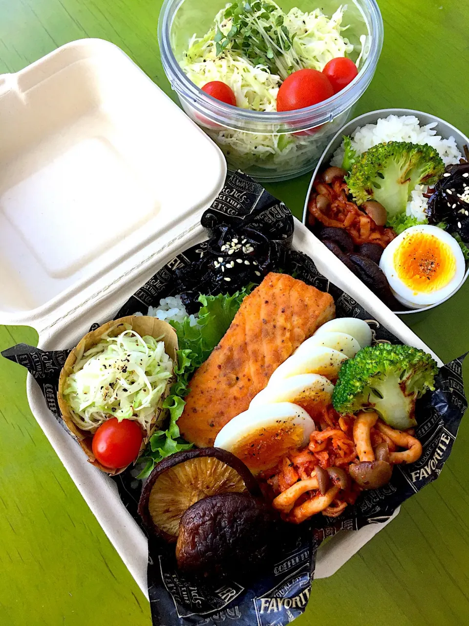 ご依頼分と自分用🍄|udomegu☆さん