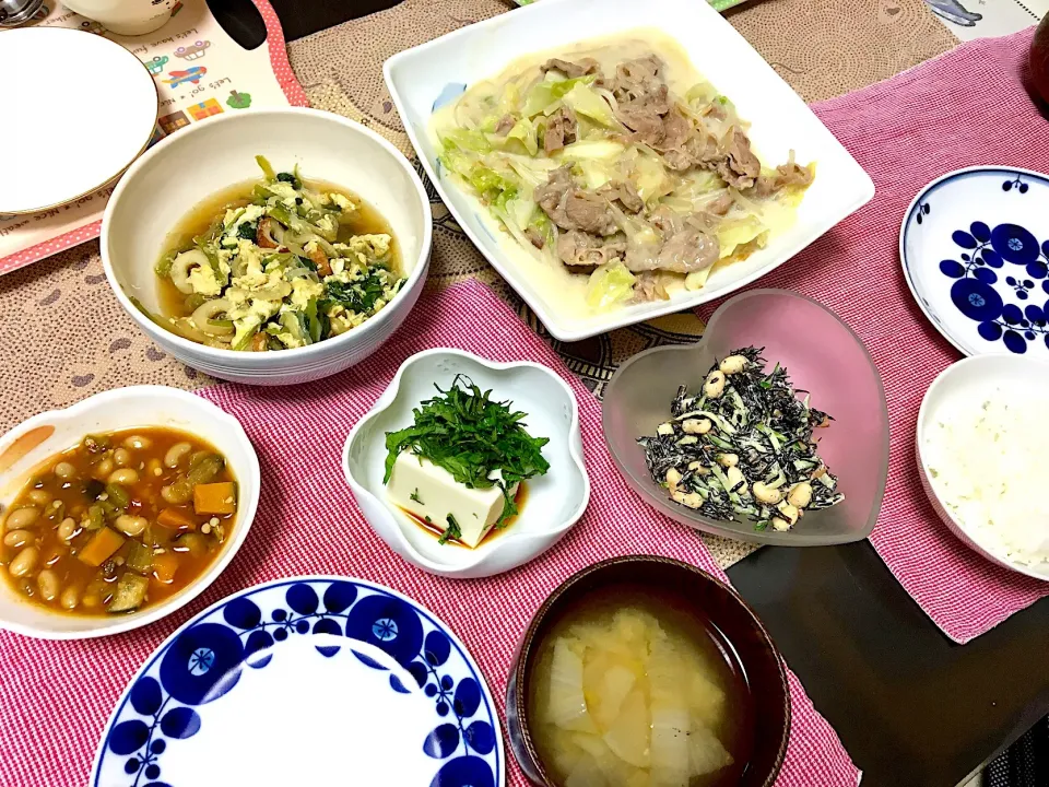 豚肉とキャベツでちゃんぽん風のご飯|みよさん