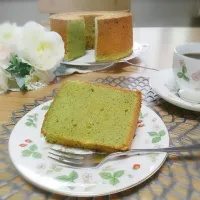 甘酒入り抹茶シフォンケーキ