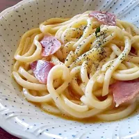 Snapdishの料理写真:レンジでカルボナーラ風うどん|みかんさん