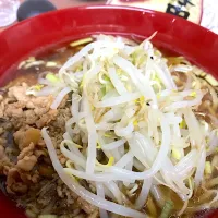 シャンタン醤油ラーメン
もやし増し|Fukuiさん