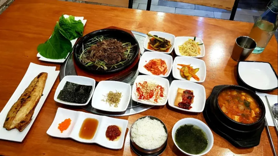 lunch at Myeongdong restaurant|steven z.y.さん