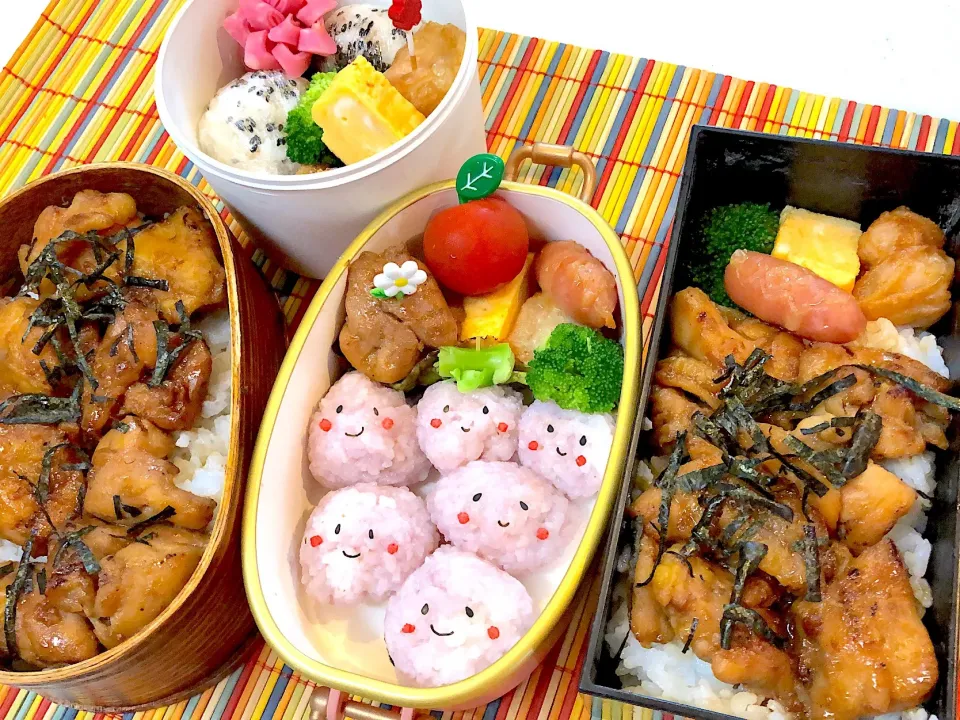 Snapdishの料理写真:ぶどうお握りお弁当🍇
チキン照り焼き丼
お握りお弁当|Yuki Kawasumiさん