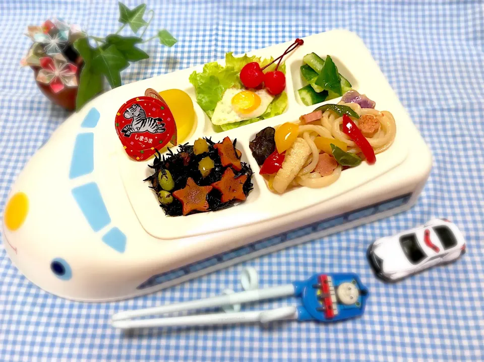 Snapdishの料理写真:しゅんちゃんのお家 お弁当🍱🚅|バシュランさん