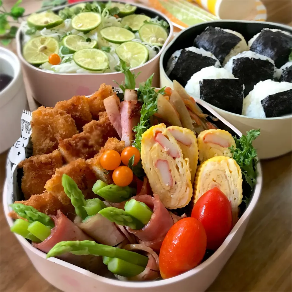 お昼のお弁当❤
運動会の練習でお重に詰めたよ😊|さえちゃんさん