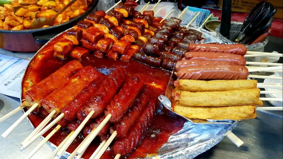 Myeongdong street food|steven z.y.さん