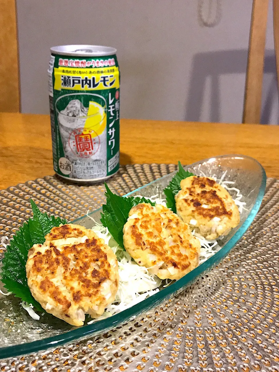 ハンペンと鶏ひき肉の
梅バーグ|まんぞーさん