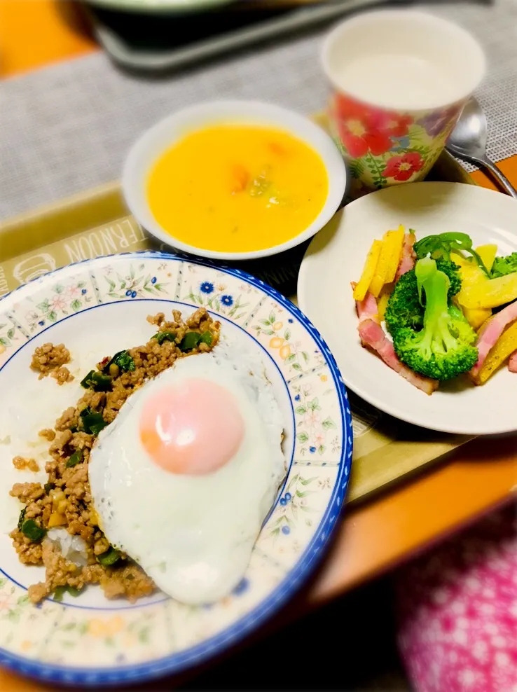 晩ごはん🍽ガパオライス|ちはるさん