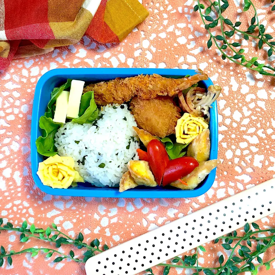 Snapdishの料理写真:ハートおにぎり弁当|あきとんとんさん