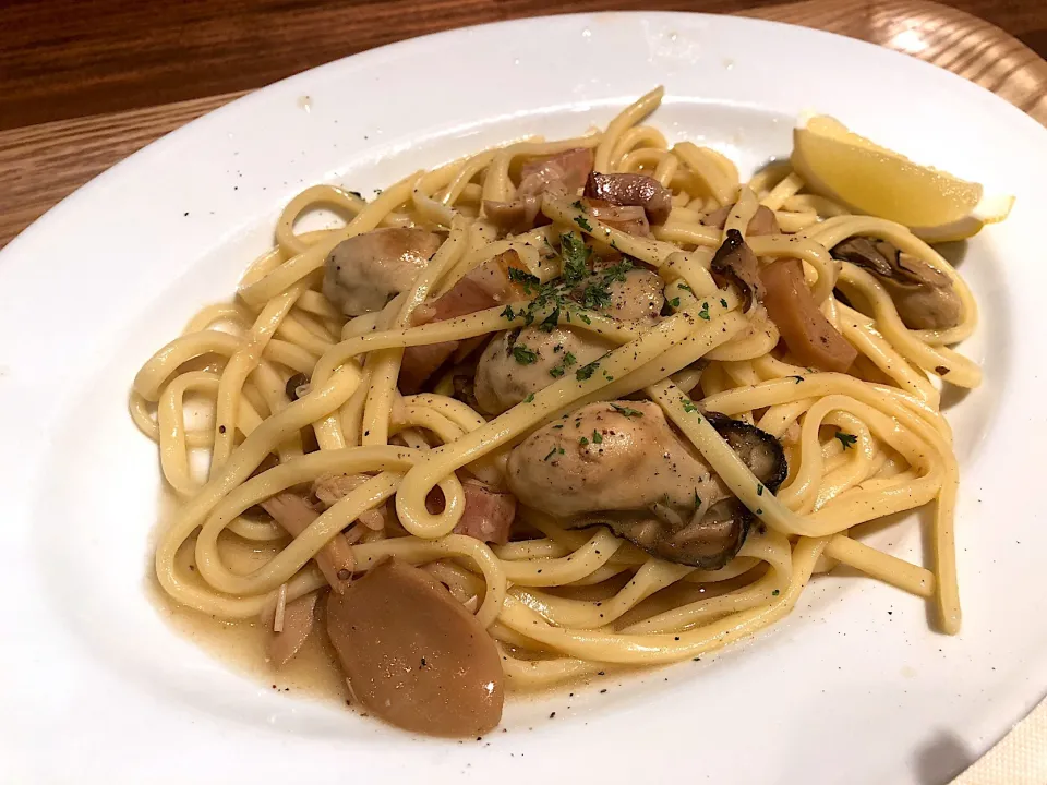 広島産 牡蠣のレモンバター風味パスタ|hirotomoさん