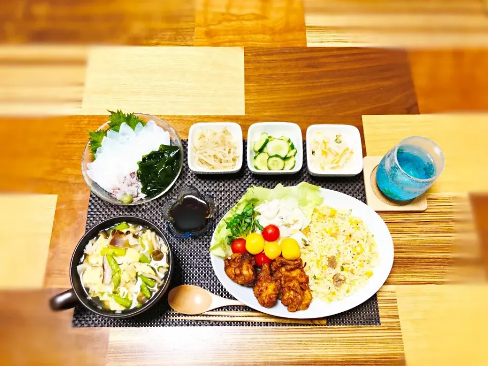 中華っぽい夜ご飯
 #中華料理  #中華スープ  #チャーハン  #夜ご飯|ぼんぼんさん