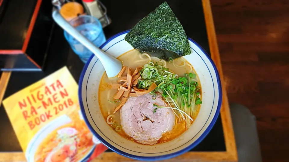 喰拳 9/1限定あっさり秋刀魚ラーメン|ミナミ ヒロヤさん