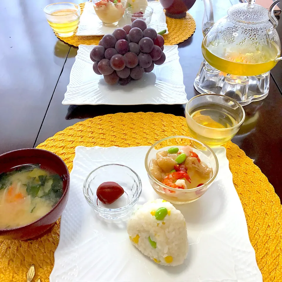 薬膳料理に薬膳茶で軽いお昼ご飯😬|Seikoさん