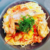 Snapdishの料理写真:えびと濃縮トマトソースのpasta😋|タエさん