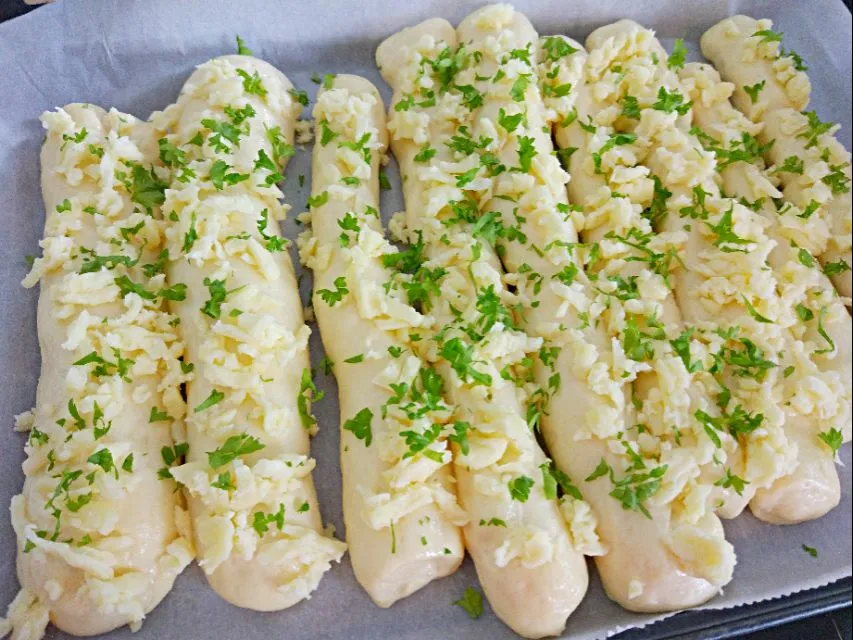 Thermomix cheese breadsticks|Ee Shanさん