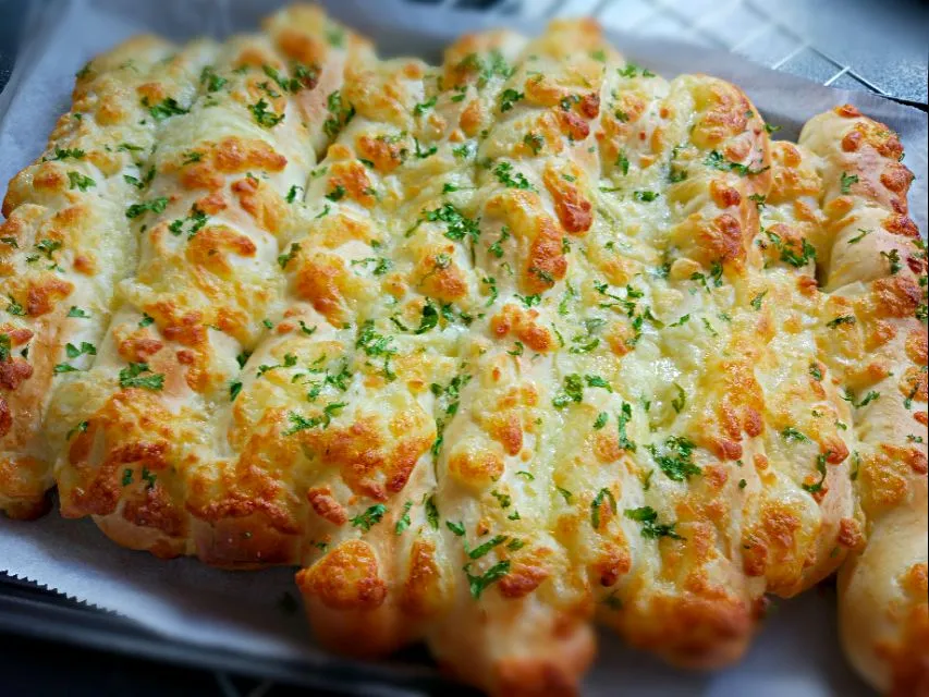 Thermomix cheese breadsticks|Ee Shanさん