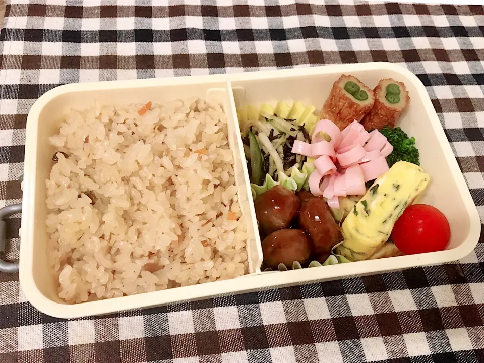 Snapdishの料理写真:手抜き旦那さん弁当🤭💕|ゆうかさん