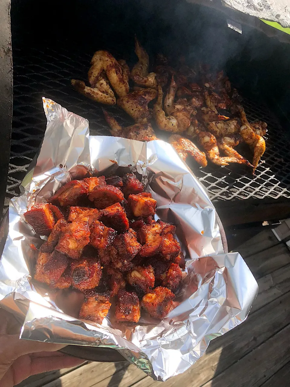 Bbq rib tips & chicken wings|Tawanjaさん