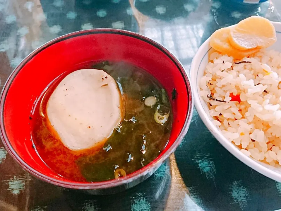 餅入り味噌汁と雲丹ヒジキご飯|岩﨑 正勝さん