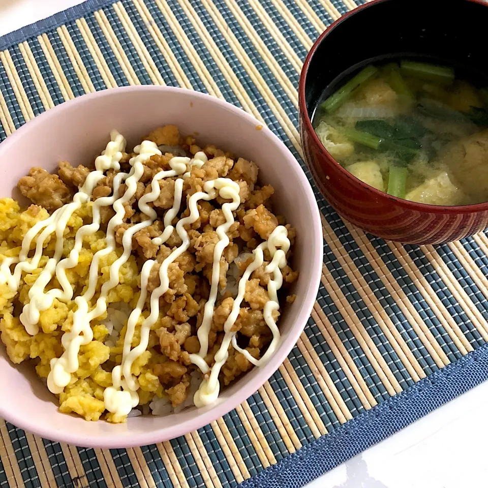 そぼろ丼lunch♡2018/09/03|ちび太さん